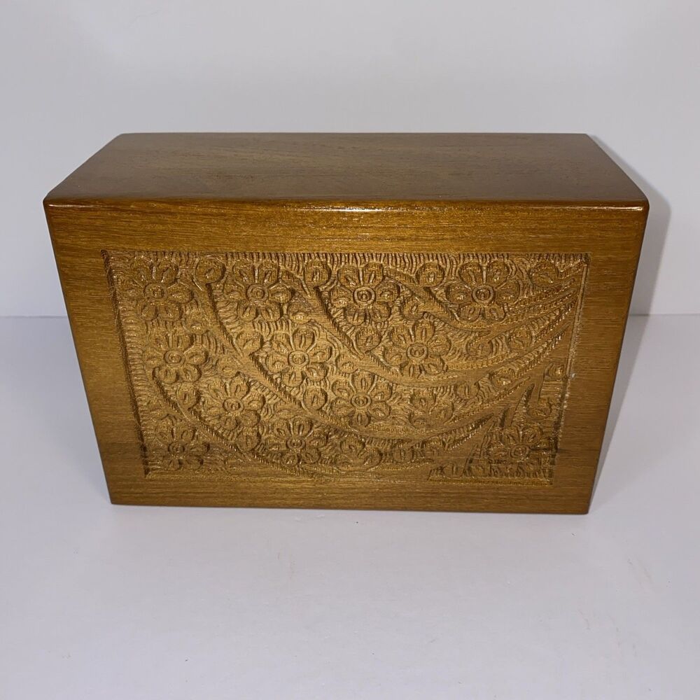 Pet Cremation Urn Wood - Small Sized Dog Cat Pet - Under 20 Lbs